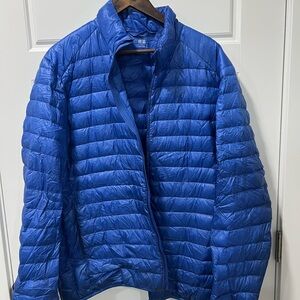 Uniqlo Men's Bright Blue Puffer Jacket